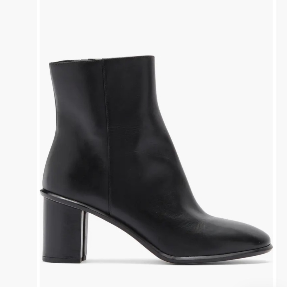 TORY BURCH Brooke Stamped Bootie Heel Leather Black Side Zip and Elastic Size 7. - Picture 3 of 16